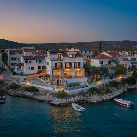 Apartments Villa Zrinka - Last Season Ever! Rogoznica  Exterior foto