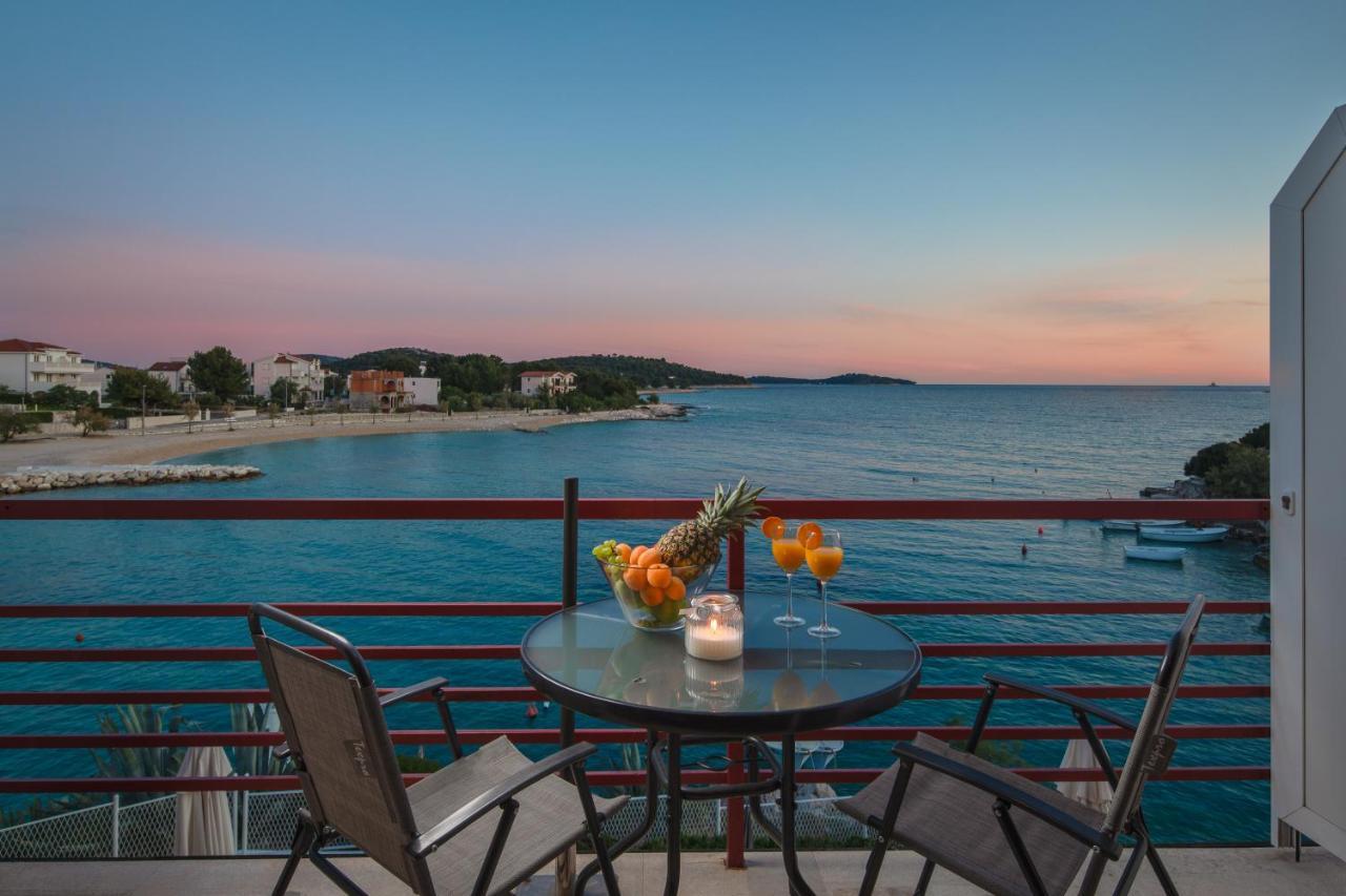 Apartments Villa Zrinka - Last Season Ever! Rogoznica  Exterior foto