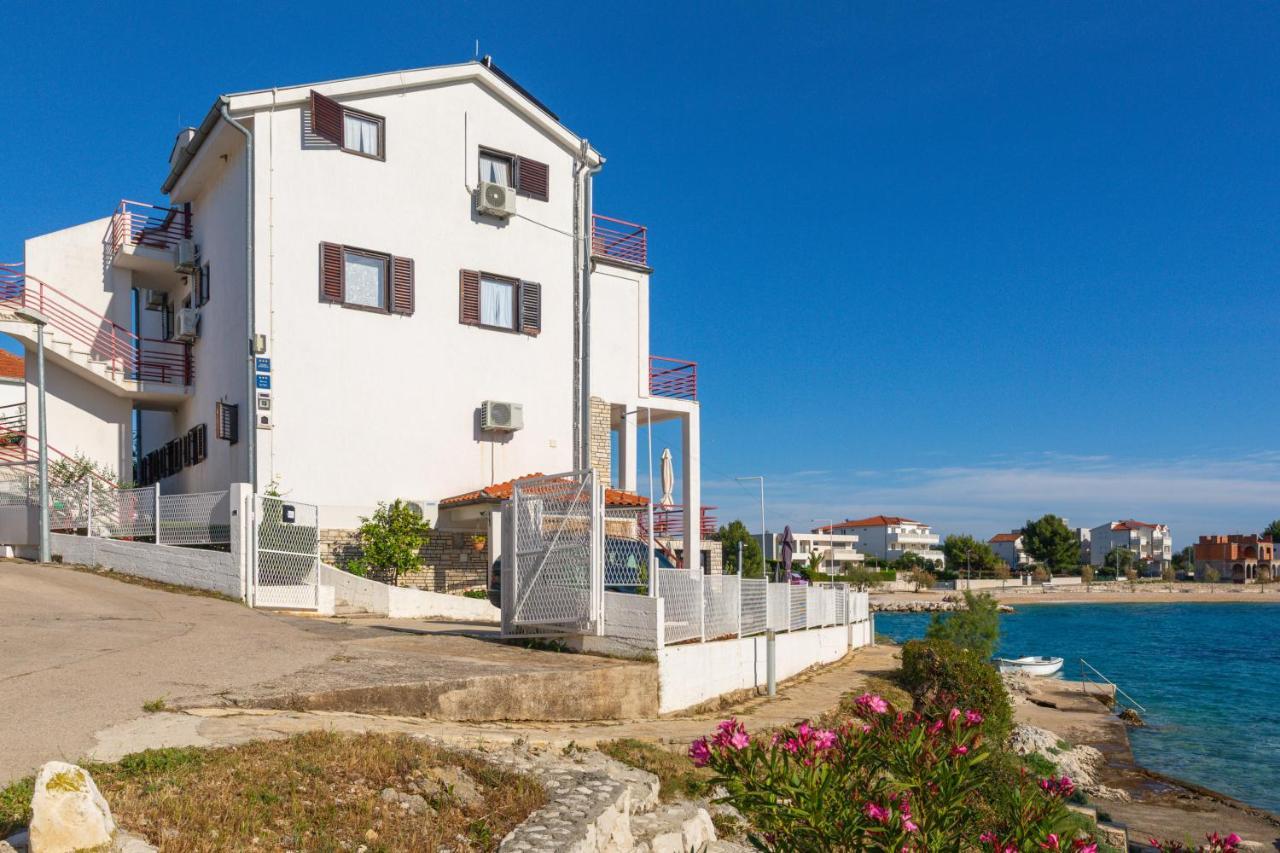 Apartments Villa Zrinka - Last Season Ever! Rogoznica  Exterior foto