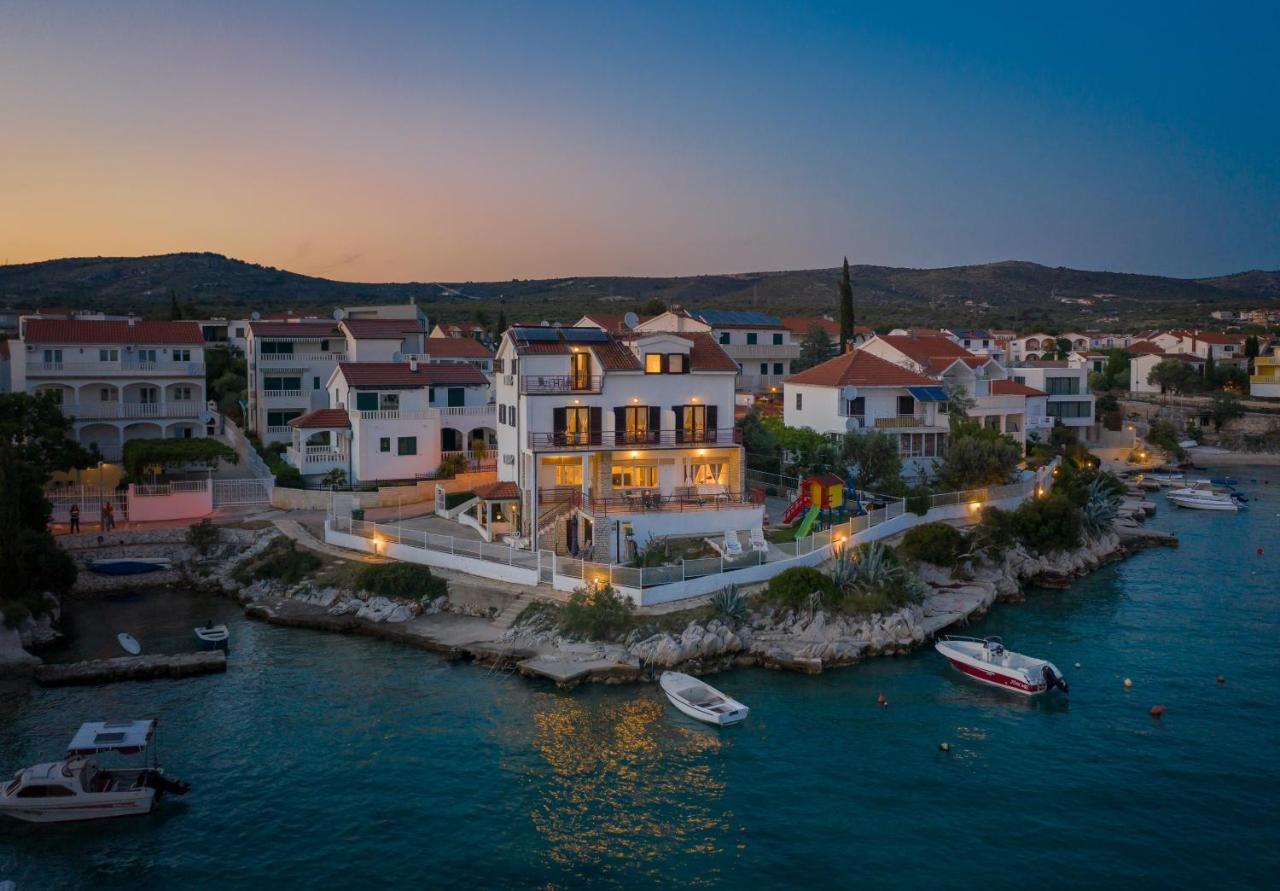Apartments Villa Zrinka - Last Season Ever! Rogoznica  Exterior foto